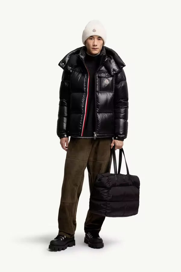 Moncler Montbeliard Noir · Doudoune courte à capuche