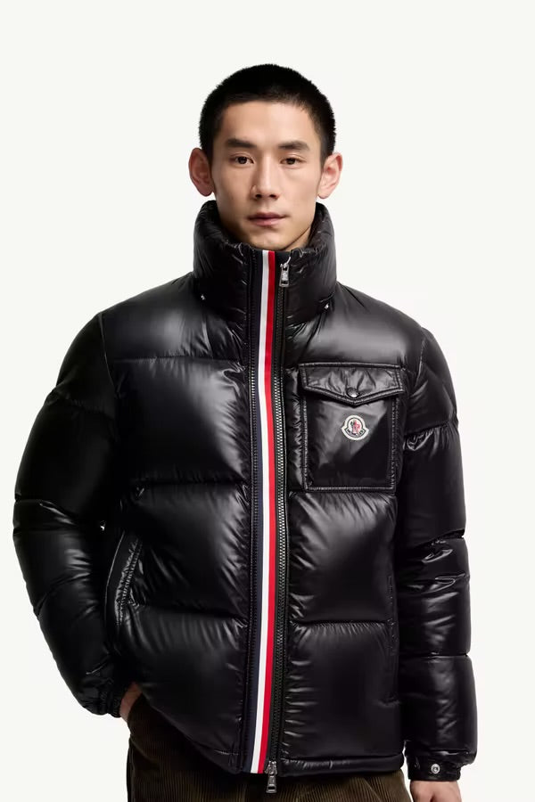 Moncler Montbeliard Noir · Doudoune courte à capuche