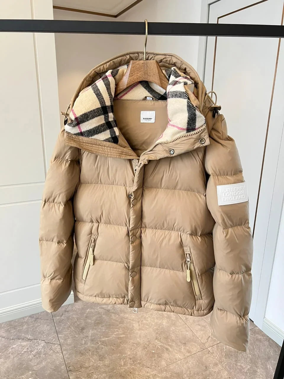 Burberry Puffer Beige · Doudoune