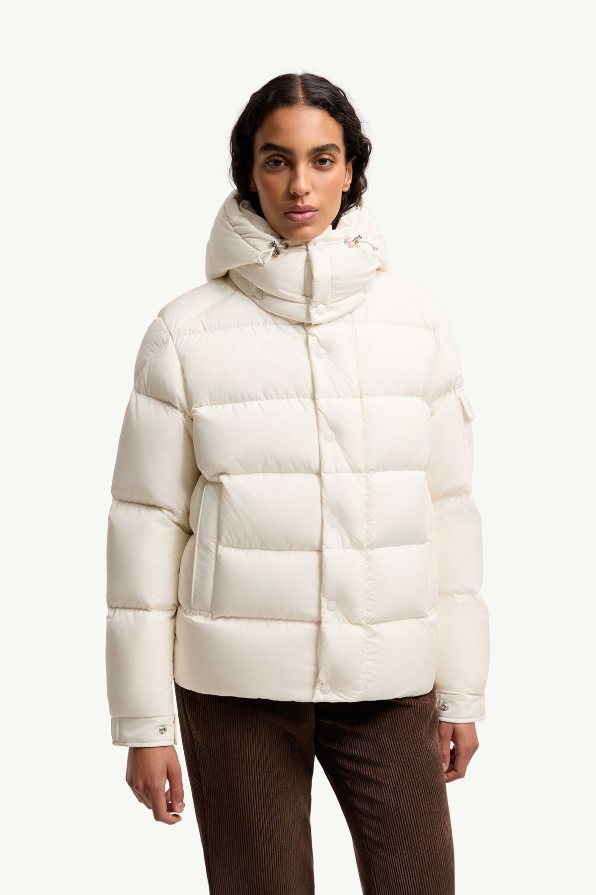 Moncler Maya 70 Blanc · Doudoune courte à capuche