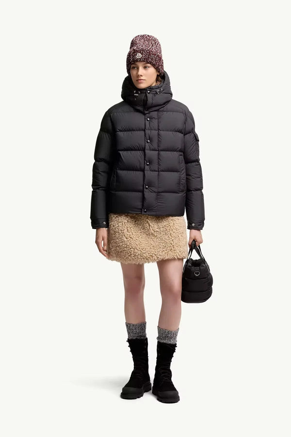 Moncler Maya 70 Noir · Doudoune courte à capuche