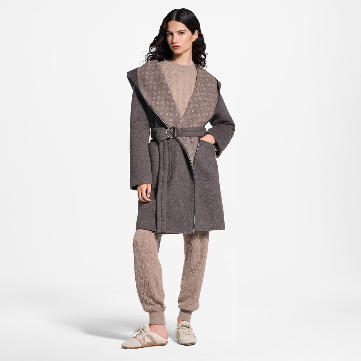Louis Vuitton Croisé Réversible Gris · Manteau à capuche