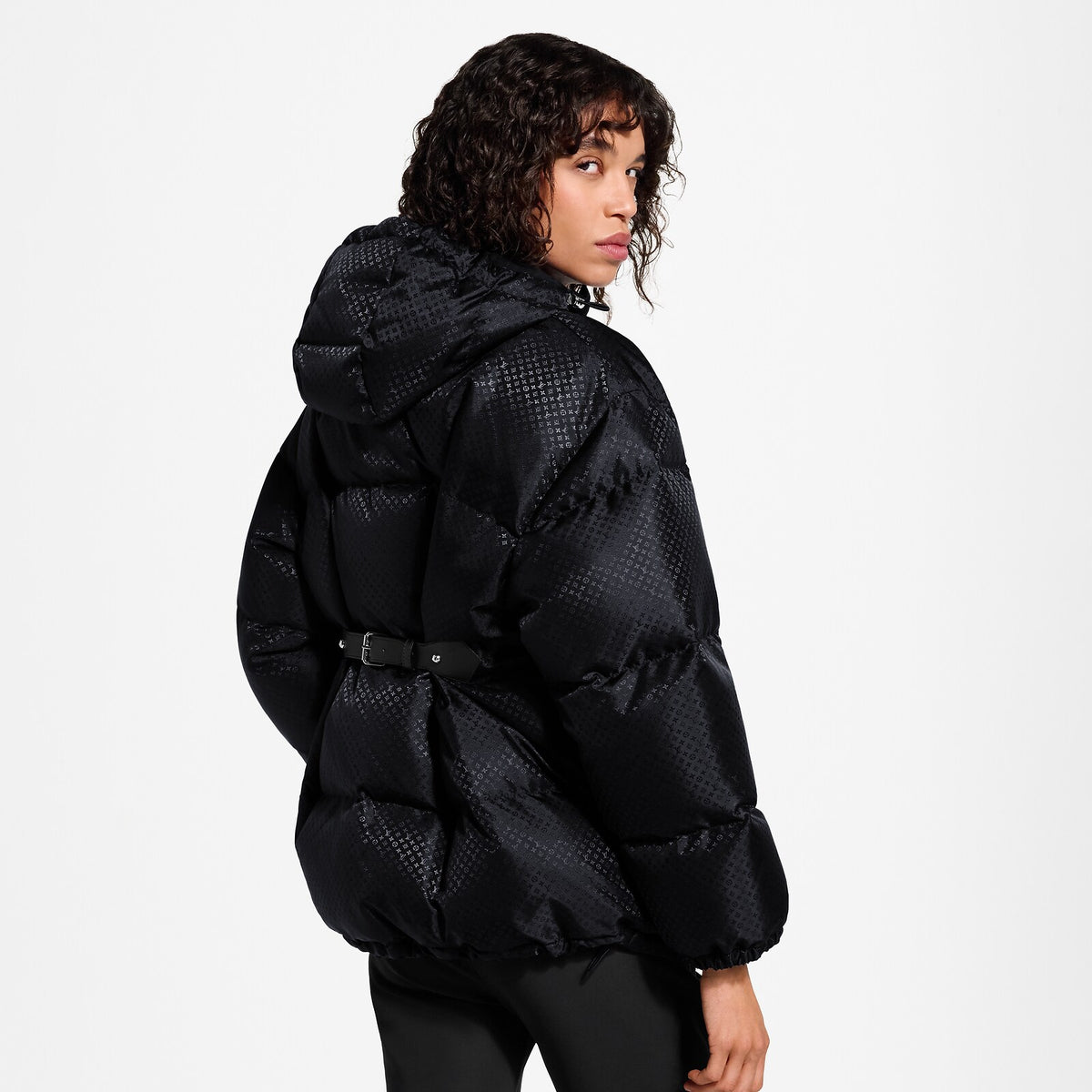 Louis Vuitton Nanogram Noir · Doudoune ceinturée