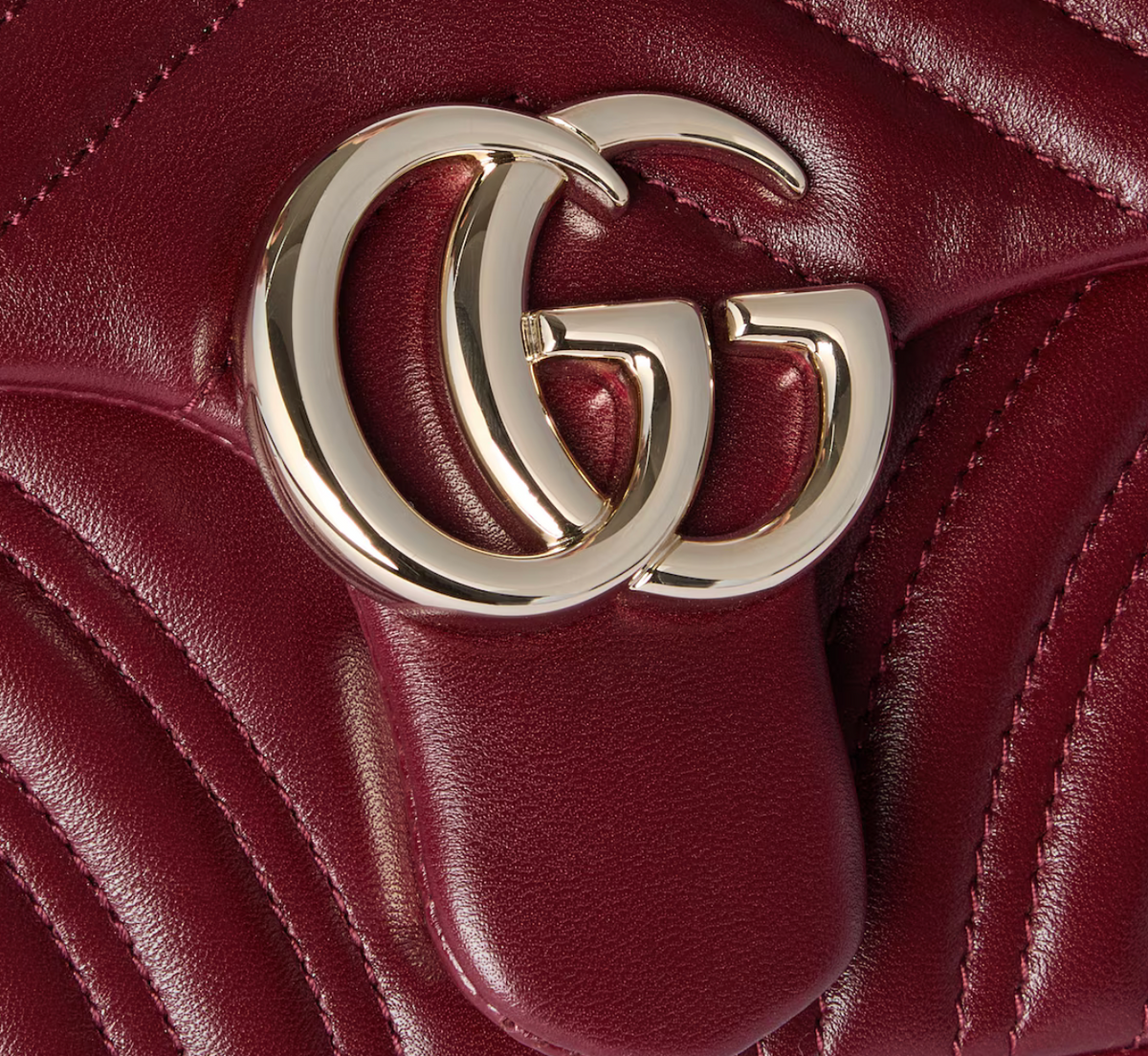 Gucci GG Marmont Small Shoulder Bag