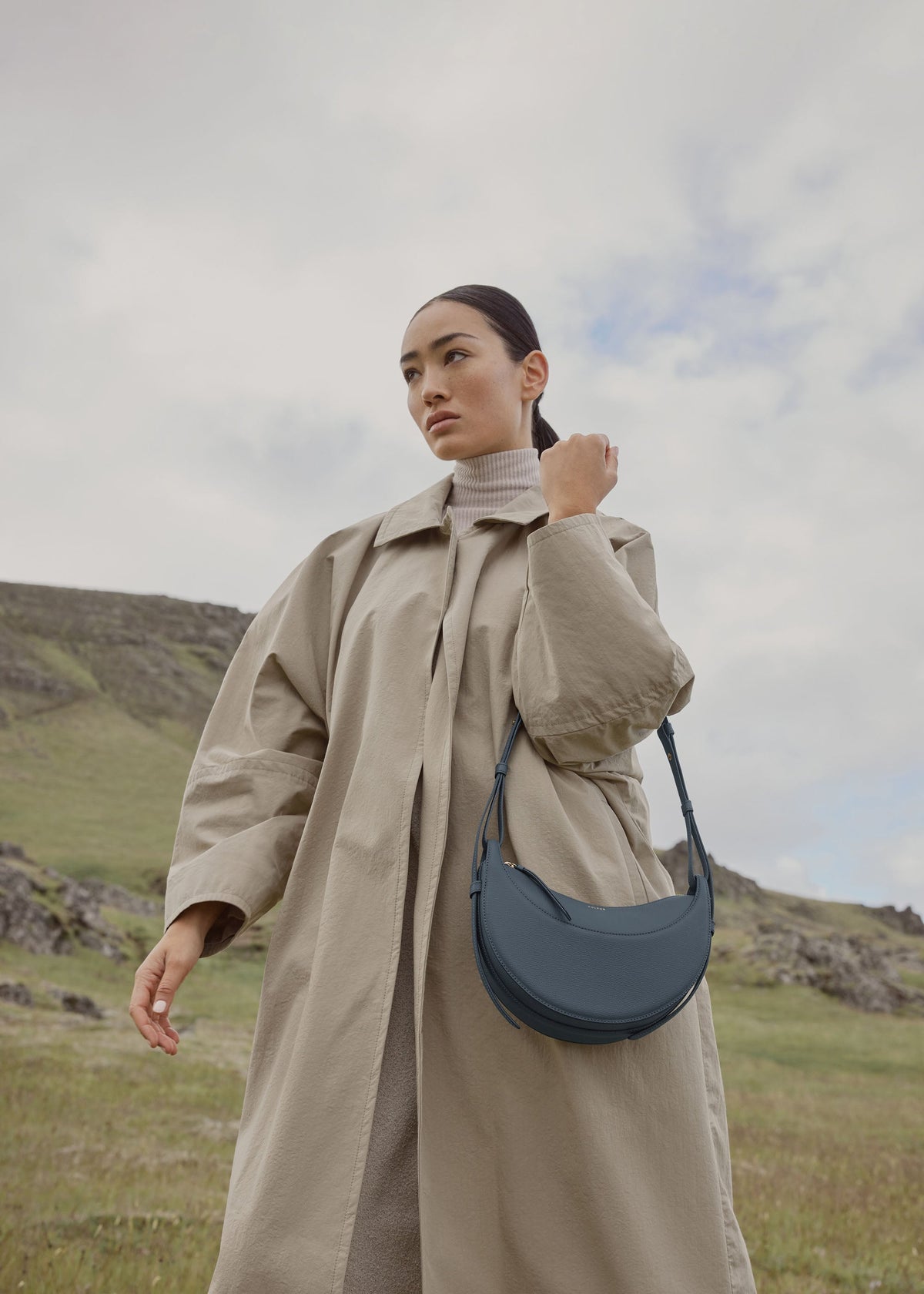 Polène Bag Numéro Dix Grained Midnight Blue