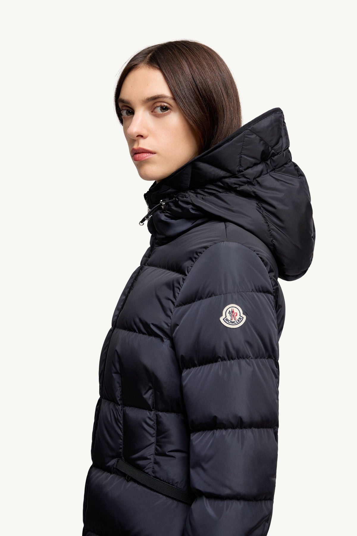 Moncler Avoce Bleu Nuit · Doudoune courte à capuche