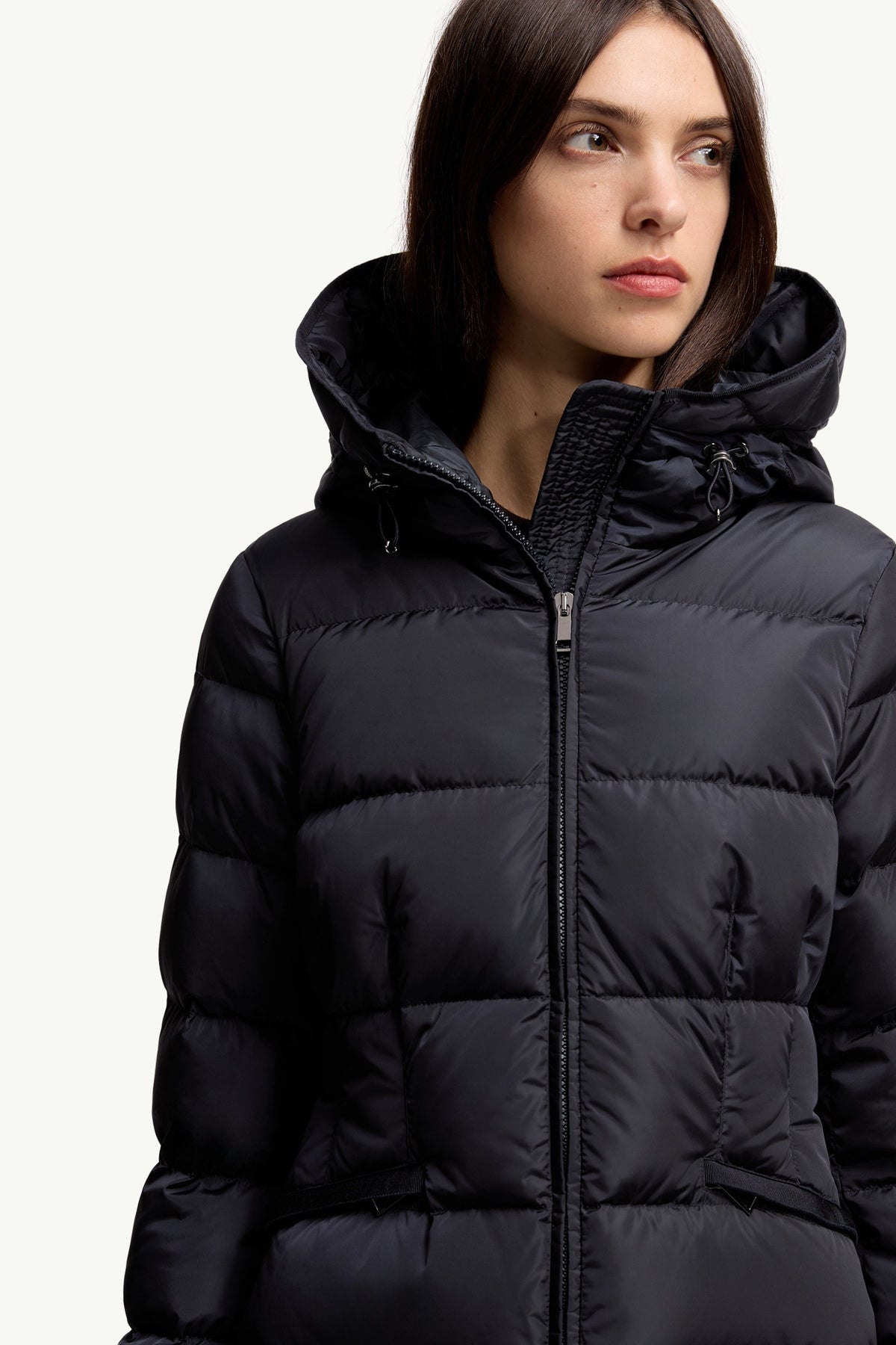 Moncler Avoce Bleu Nuit · Doudoune courte à capuche