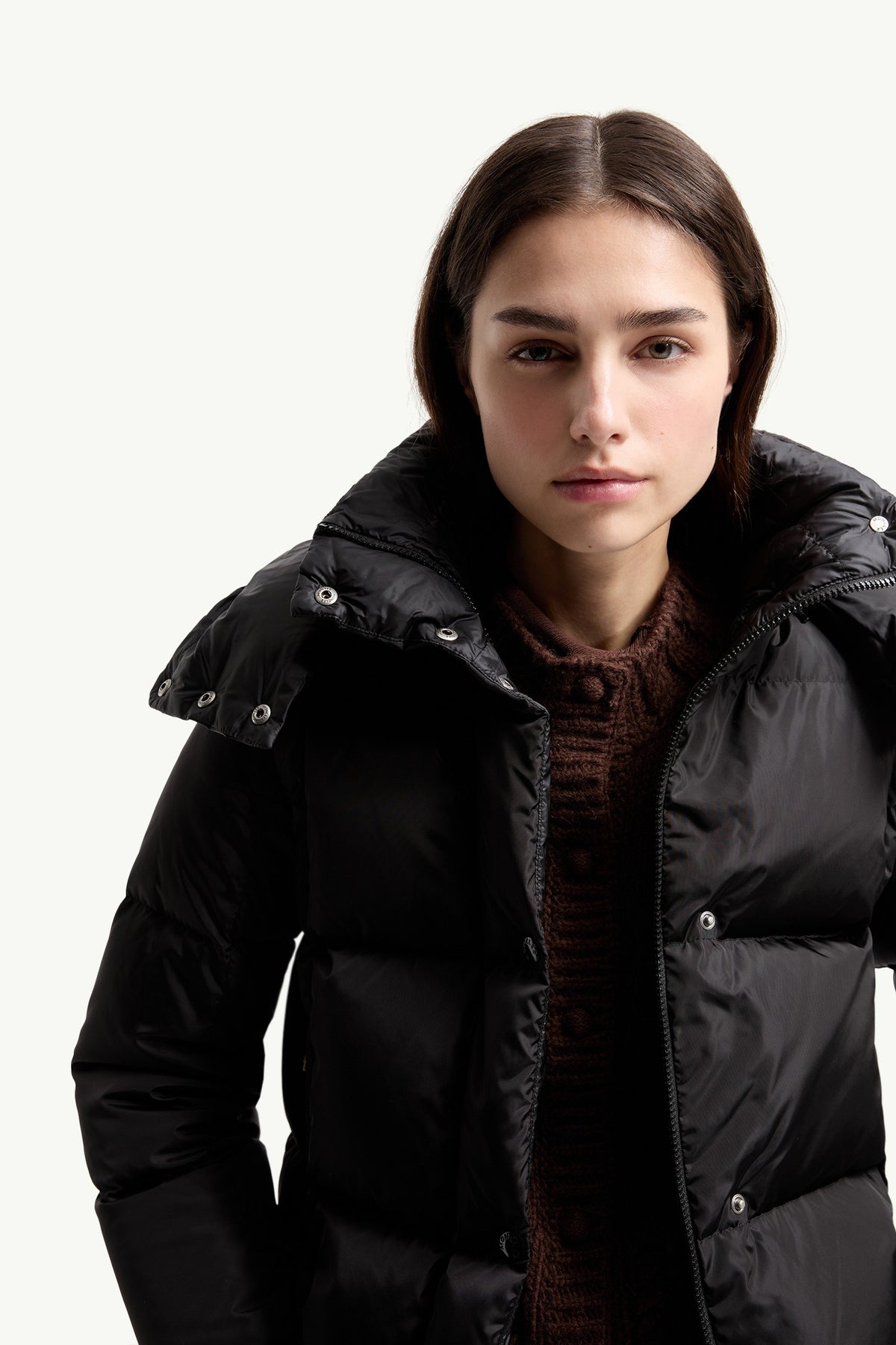 Moncler Castelnew Noir · Doudoune courte à capuche