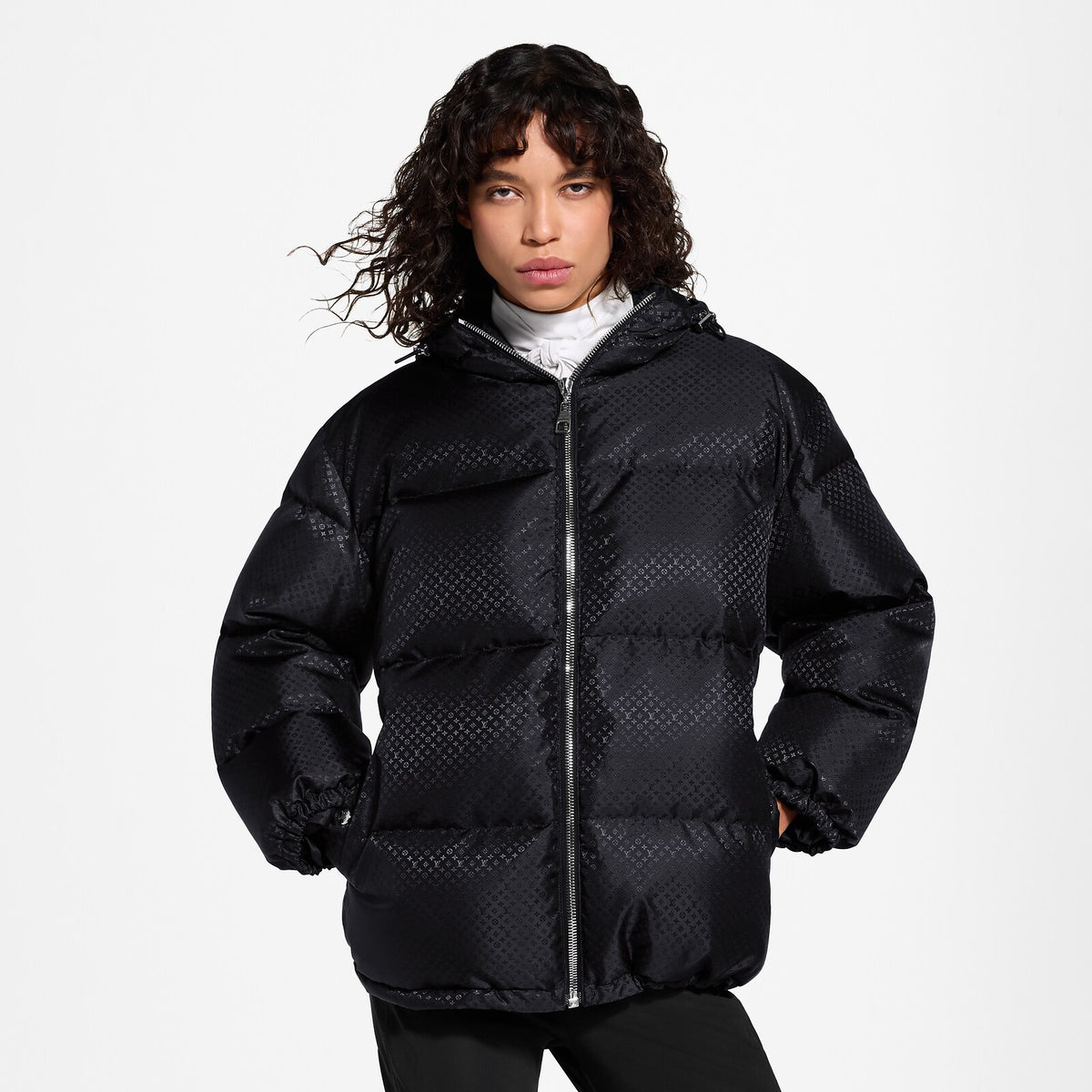 Louis Vuitton Nanogram Noir · Doudoune ceinturée